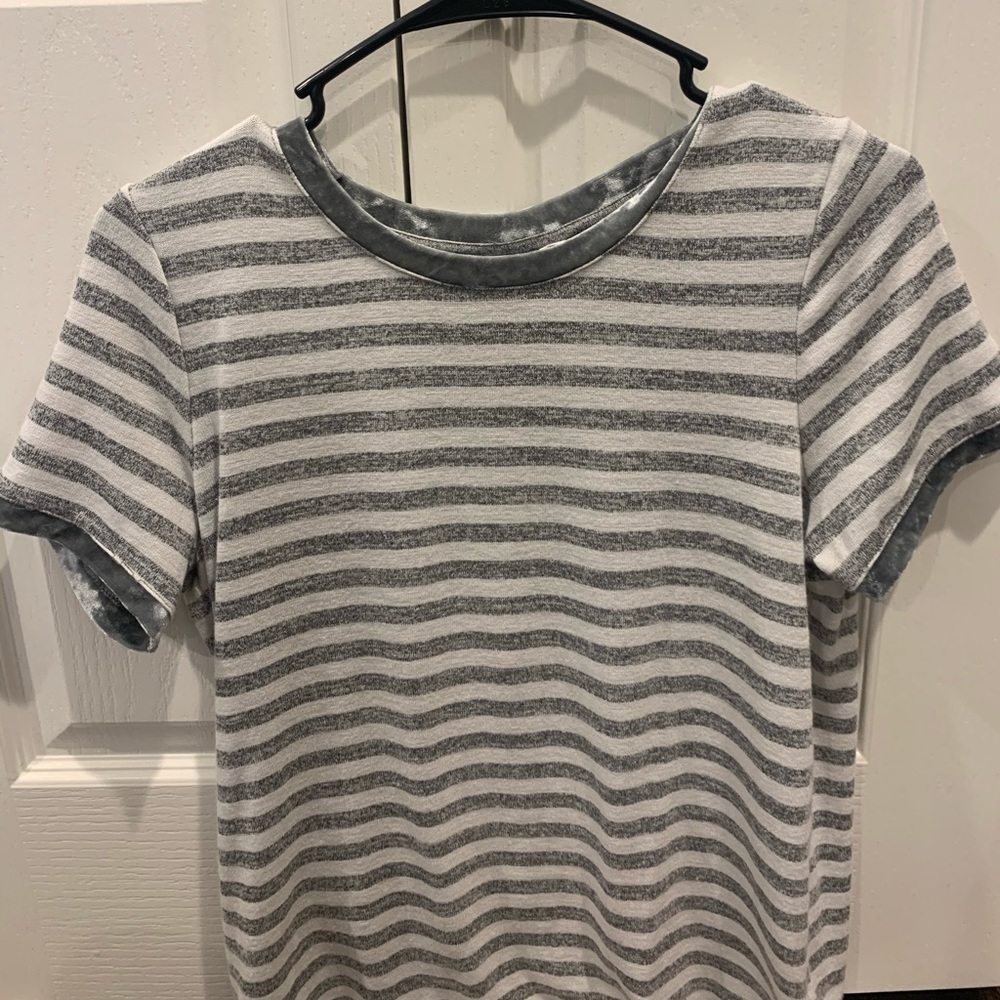 Gap tshirt